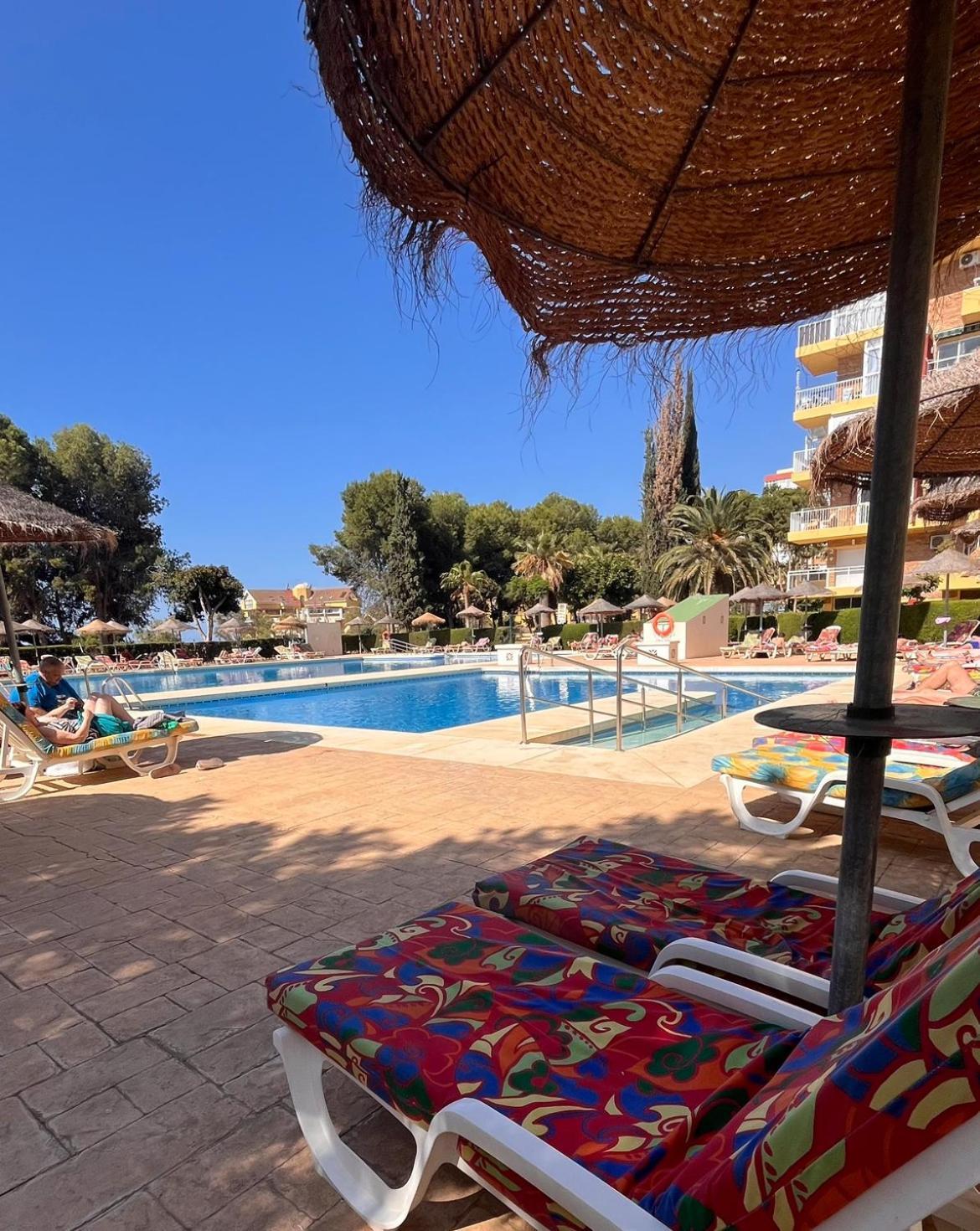 Coastal Feeling, Pools & Views Apt Agata 베날마데나코스타 외부 사진